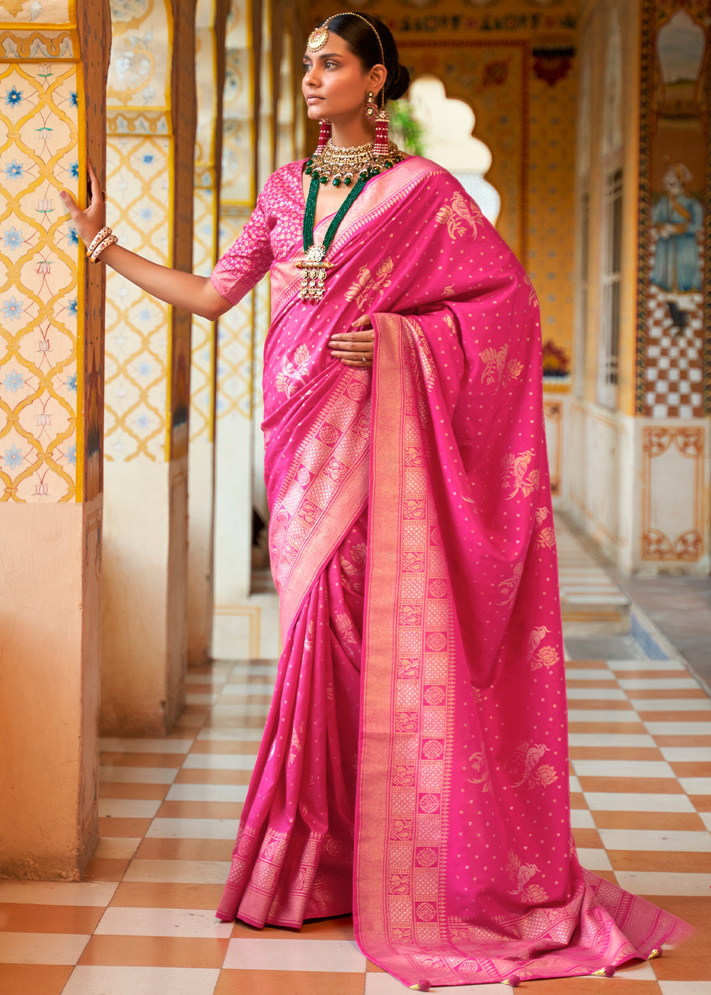 Buy MySilkLove Cabaret Pink Zari Woven Banarasi Saree Online