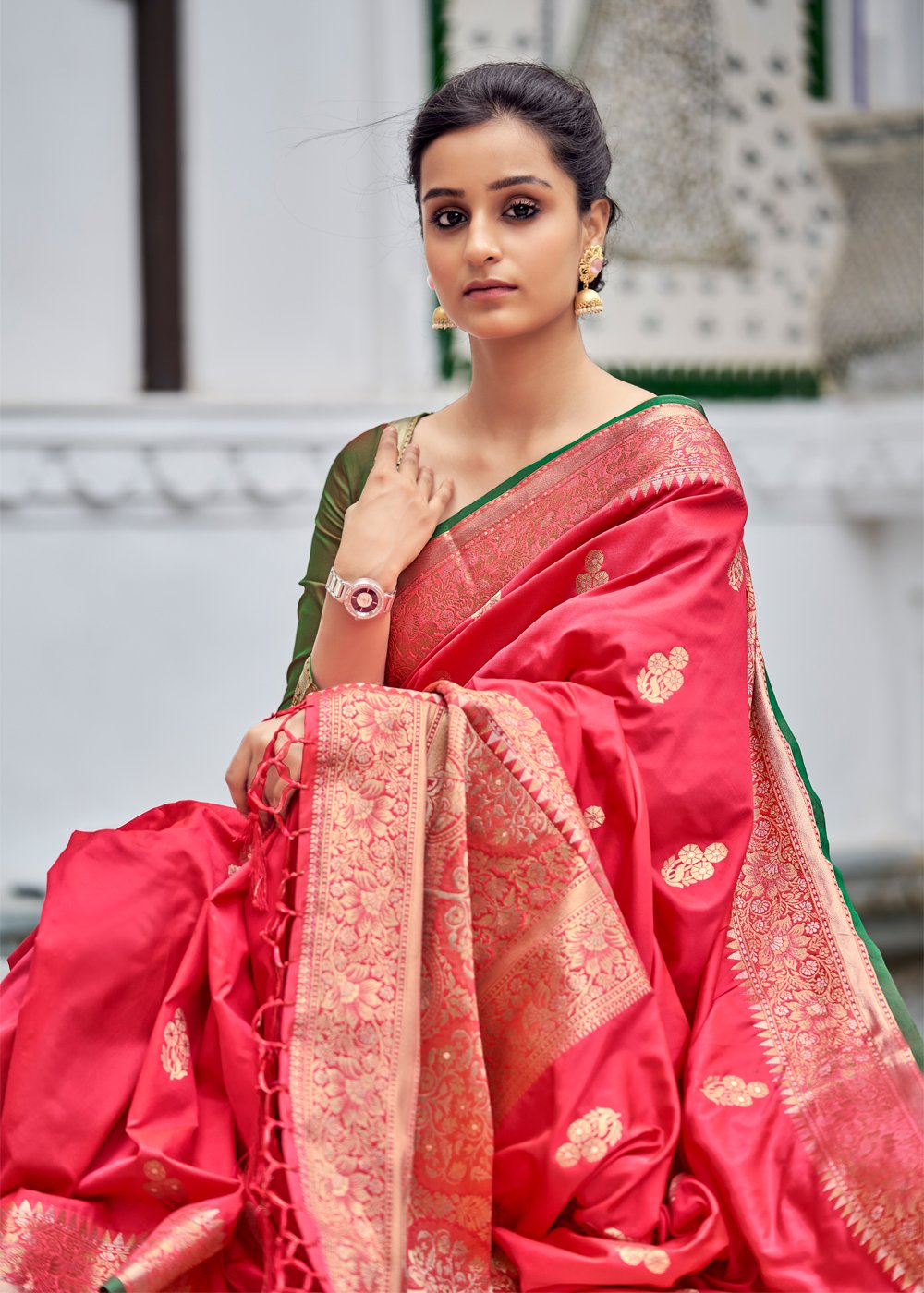 Buy MySilkLove Cedar Red Zari Woven Banarasi Silk Saree Online