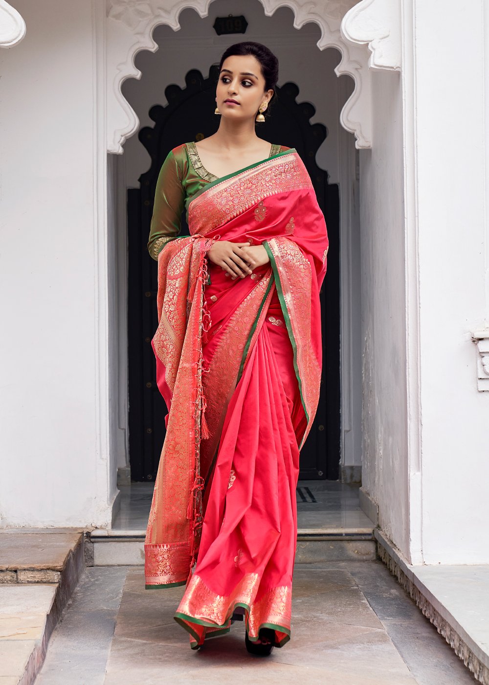 Buy MySilkLove Cedar Red Zari Woven Banarasi Silk Saree Online