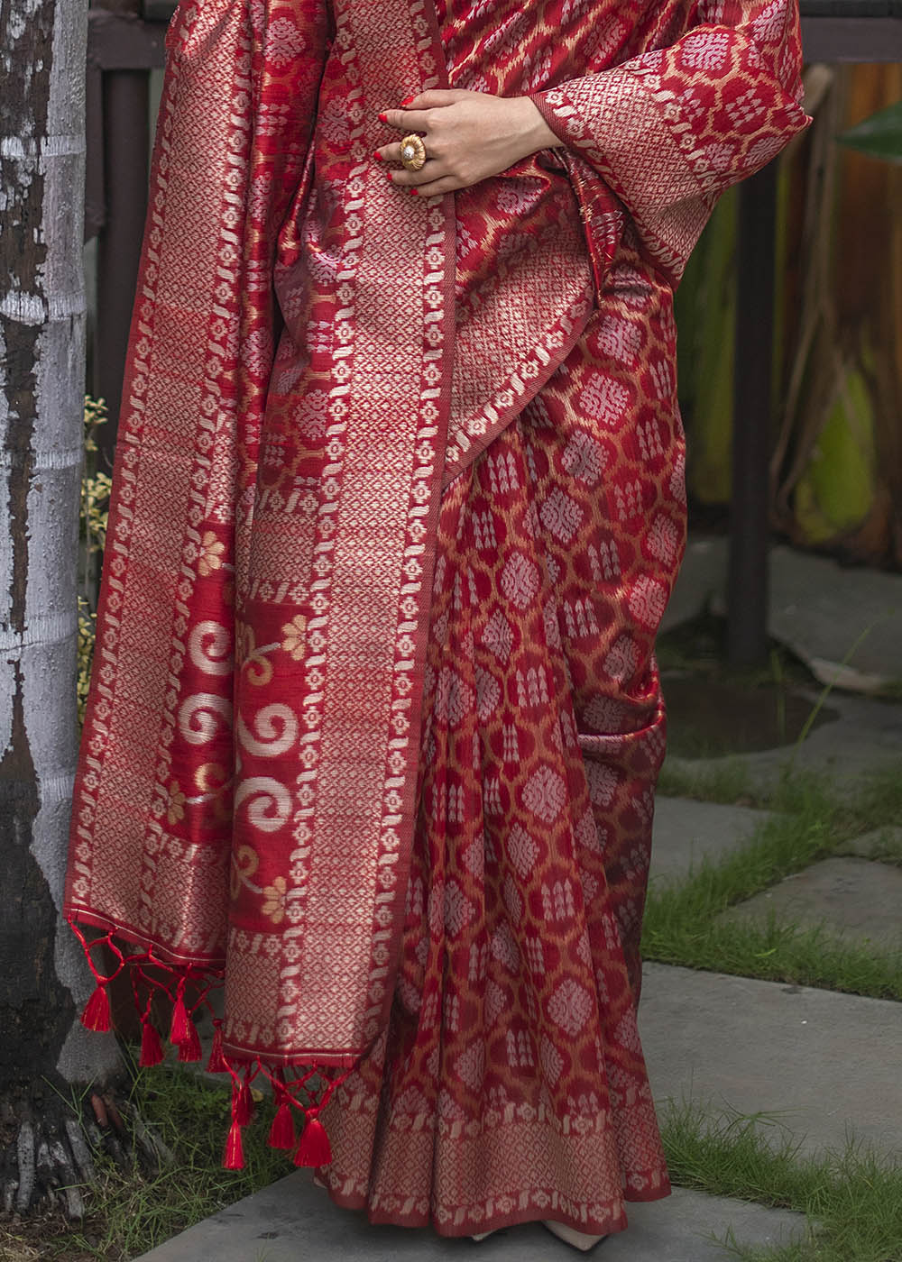 Buy MySilkLove Jasper Red Zari Woven Tussar Saree Online