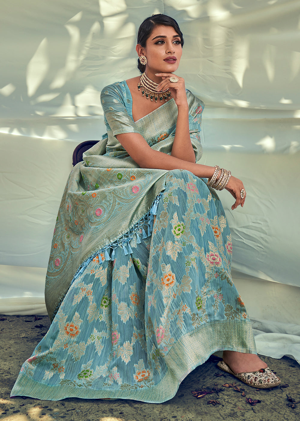 Buy MySilkLove Granny Smith Blue Zari Woven Banarasi Linen Saree Online