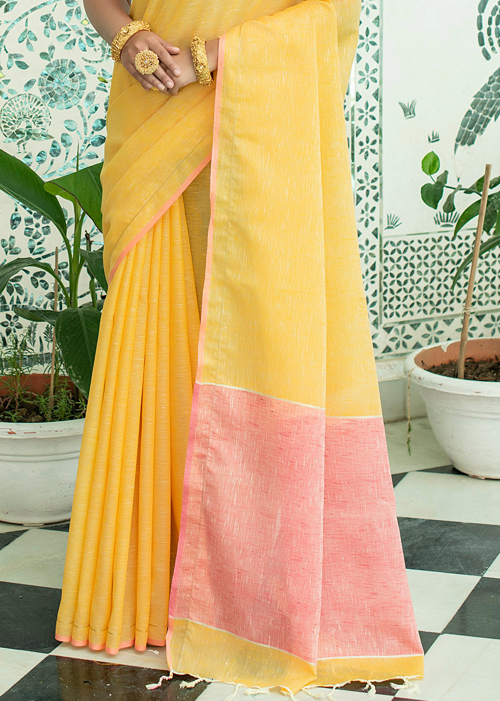 Buy MySilkLove Shalimar Yellow Zari Woven Linen Saree Online