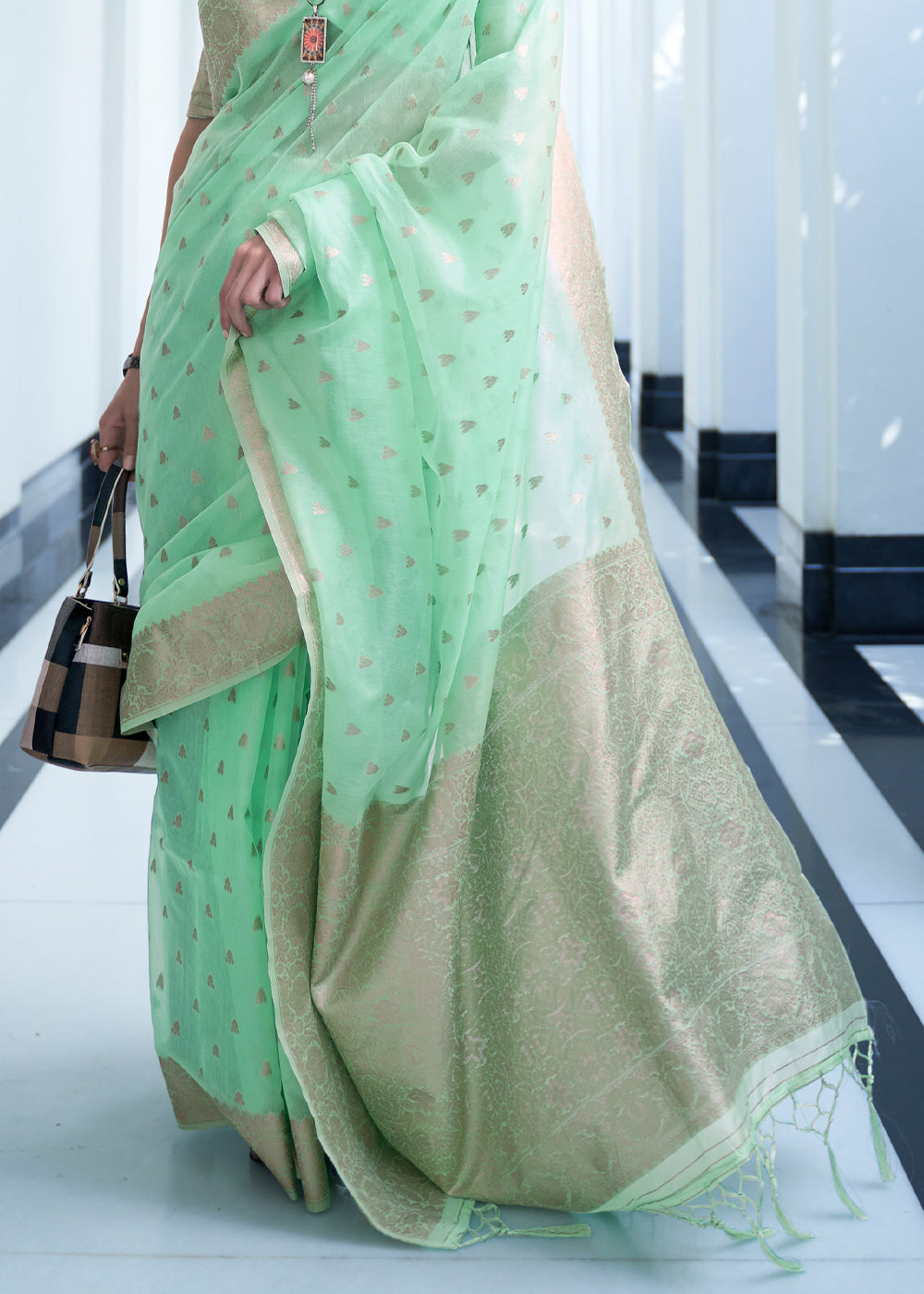 Buy MySilkLove Vista Green Zari Woven Banarasi Kora Silk Saree Online