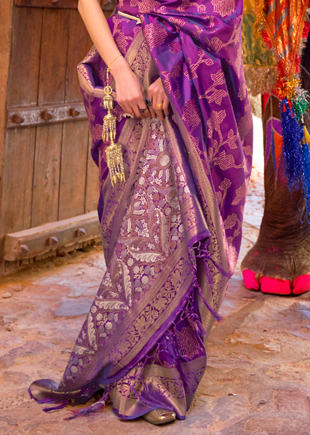 Buy MySilkLove Finn Purple Zari Woven Banarasi Handloom Saree Online