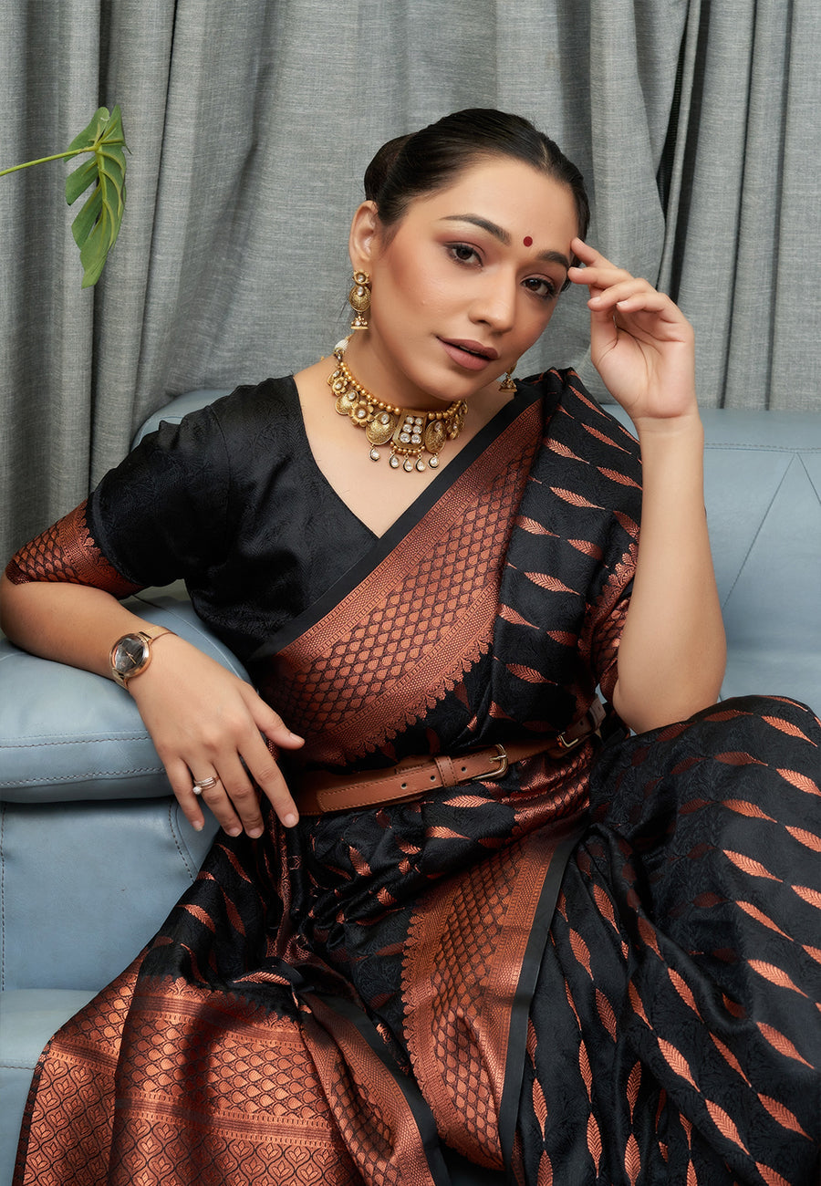 Buy MySilkLove Kabul Black Woven Banarasi Silk Saree Online