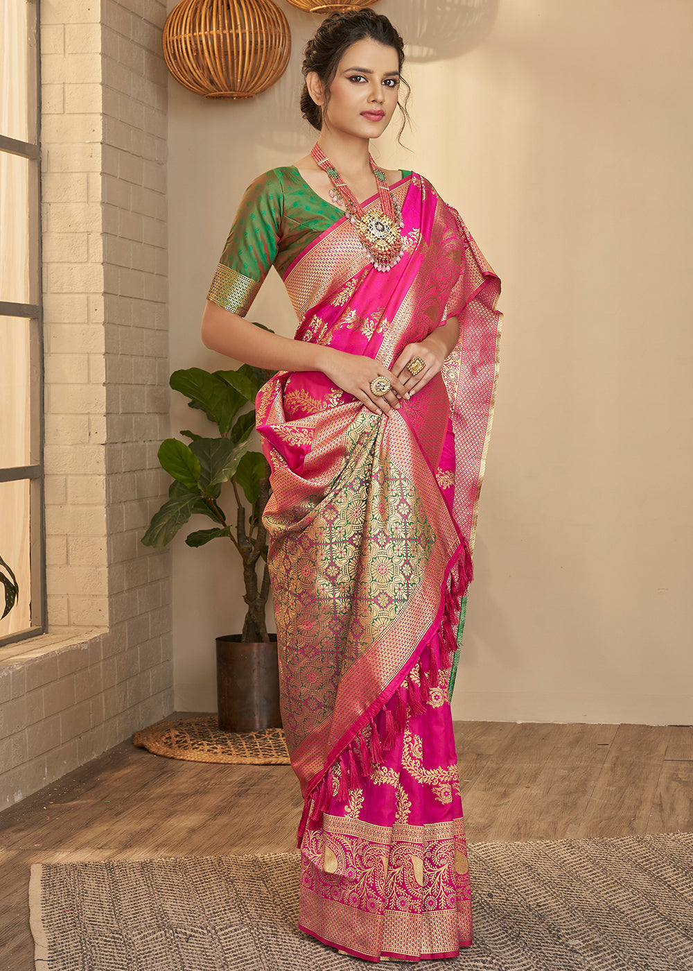 Buy MySilkLove Cabaret Pink and Green Zari Woven Banarasi Saree Online