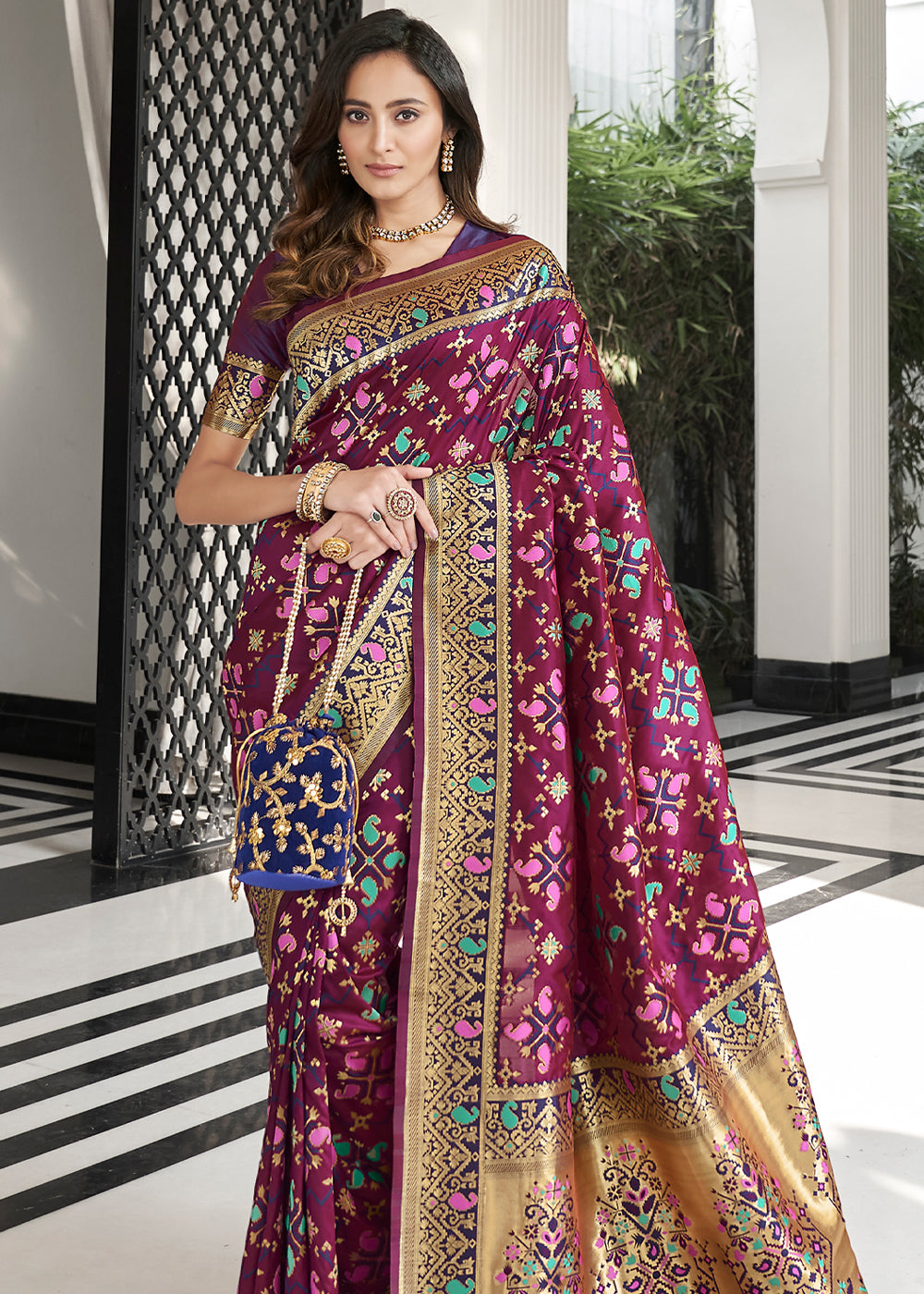 Buy MySilkLove Solid Purple Zari Woven Banarasi Patola Saree Online