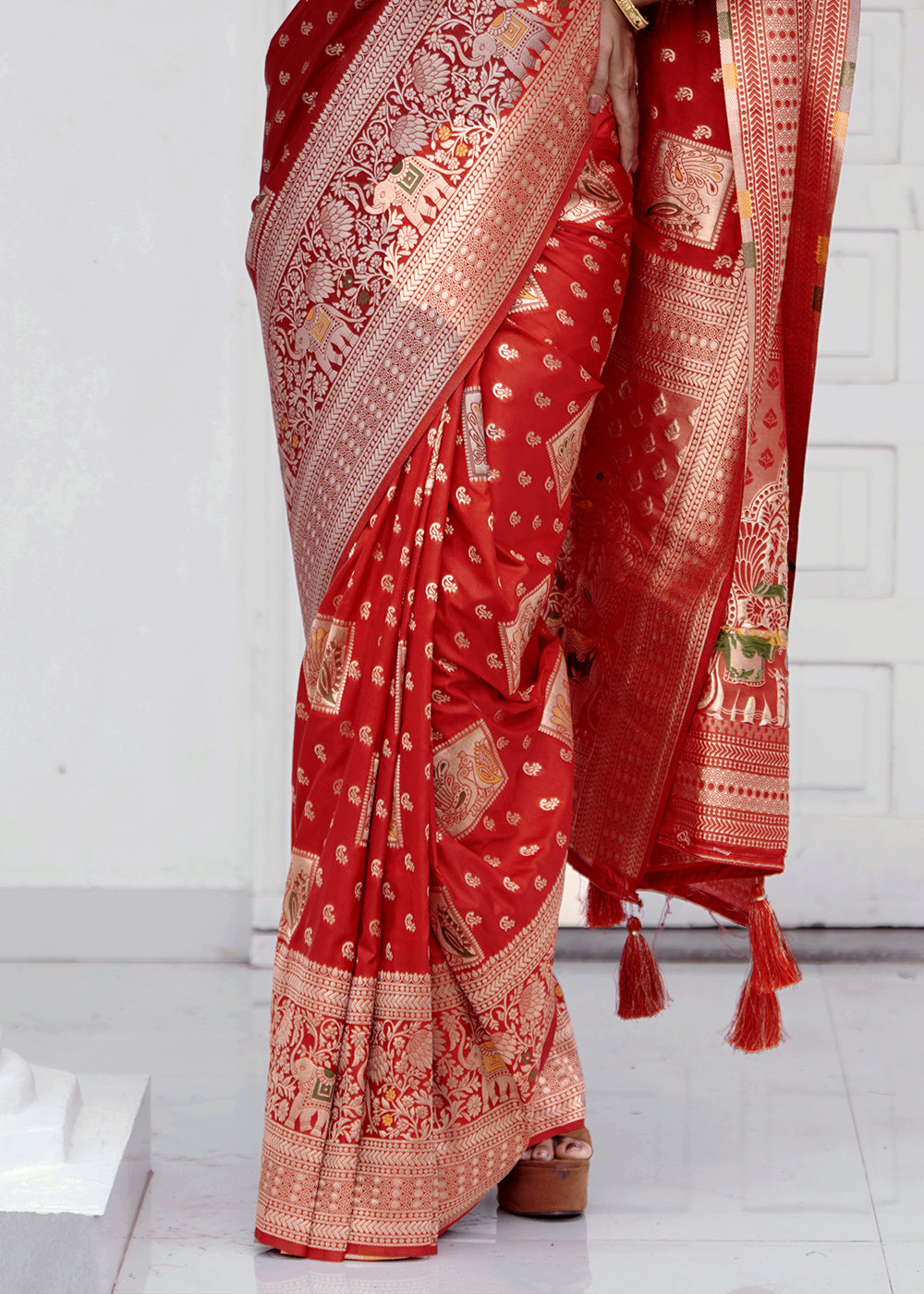 Buy MySilkLove Persian Red Banarasi Saree Online