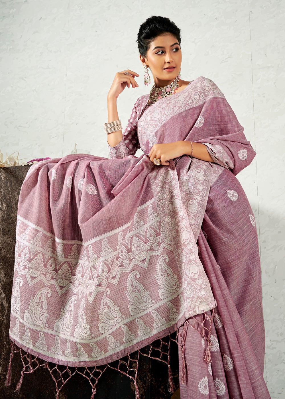 Buy MySilkLove Pink Pearl Zari Woven Linen Saree Online