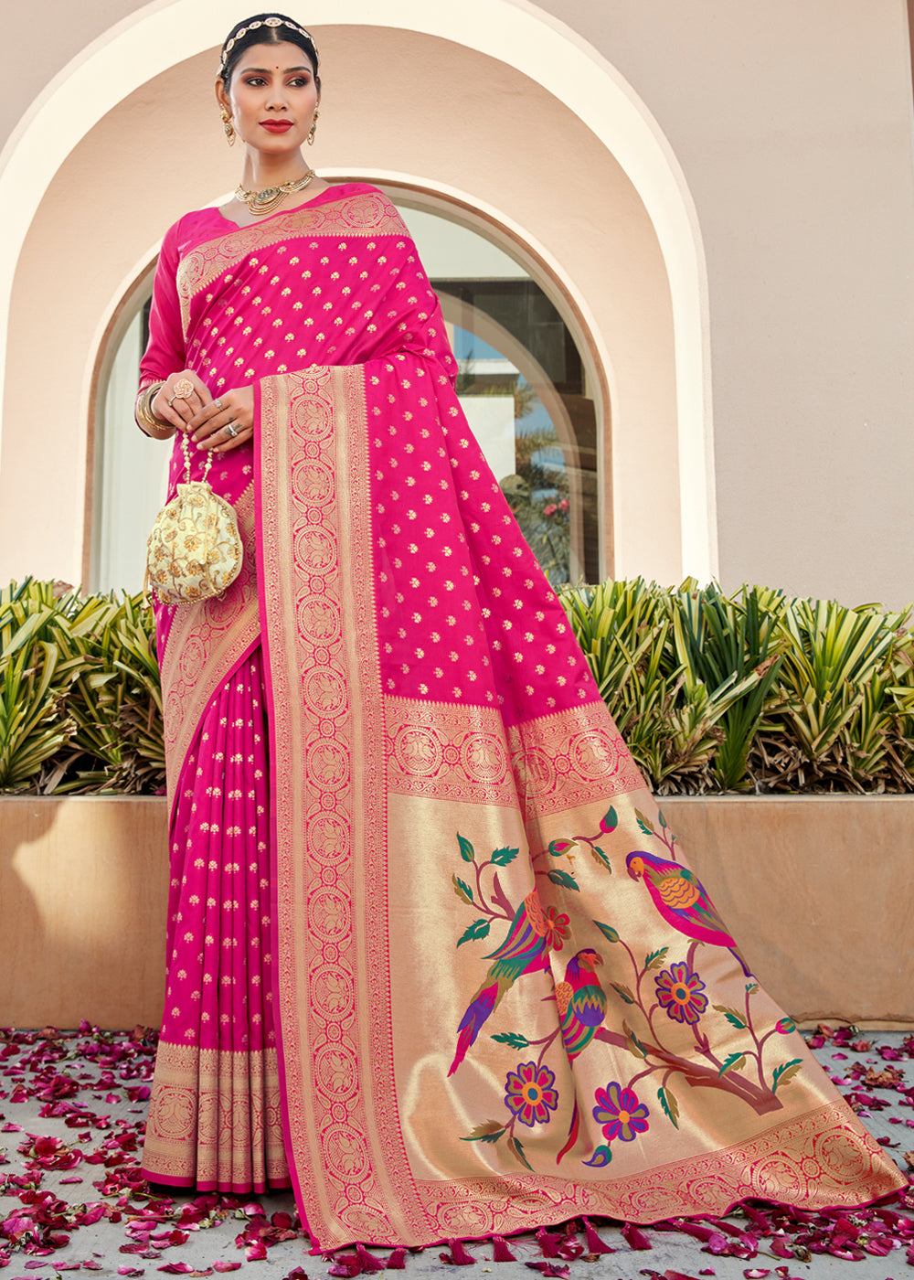 Buy MySilkLove French Rose Pink Woven Paithani Silk Saree Online