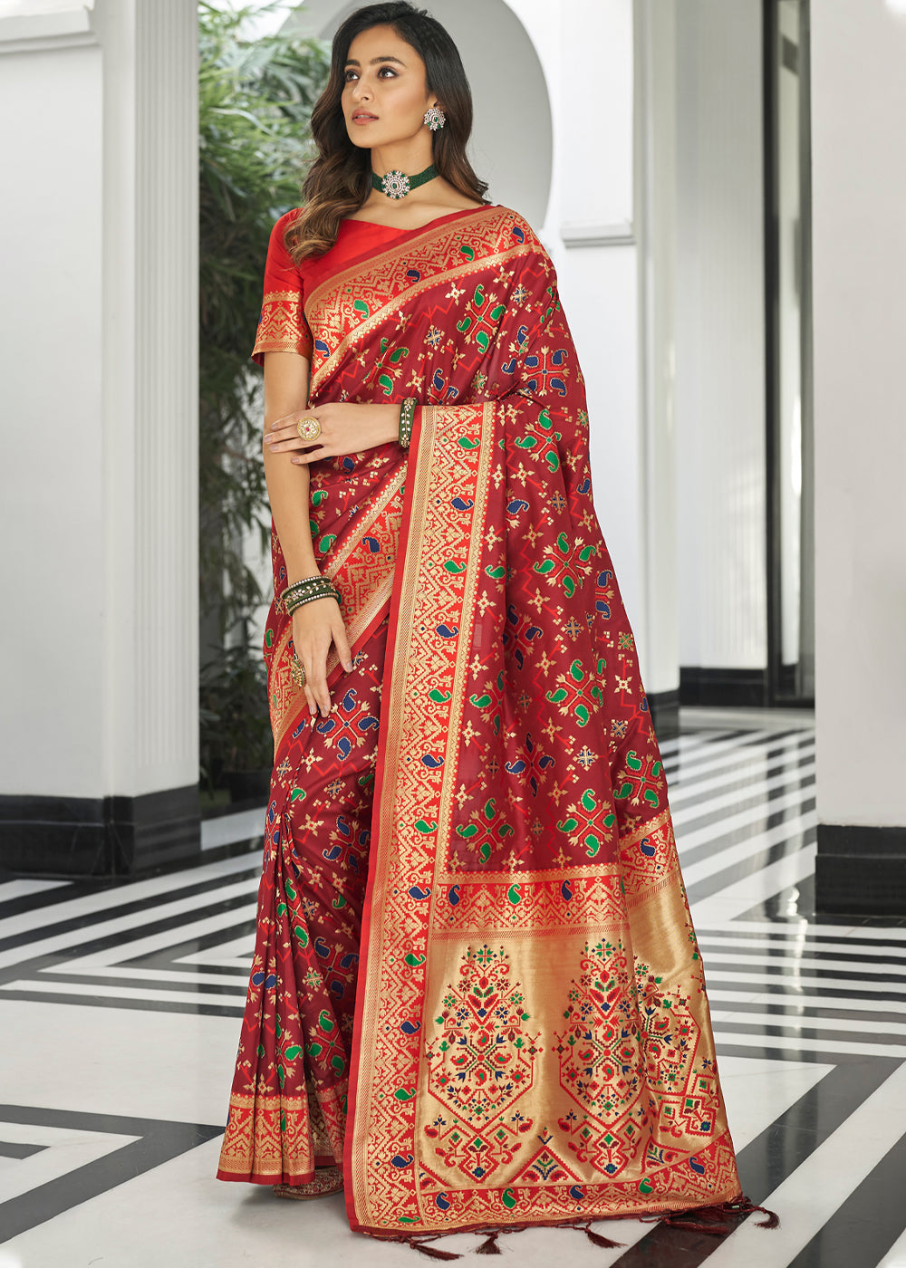 Buy MySilkLove Stiletto Maroon Zari Woven Banarasi Patola Saree Online