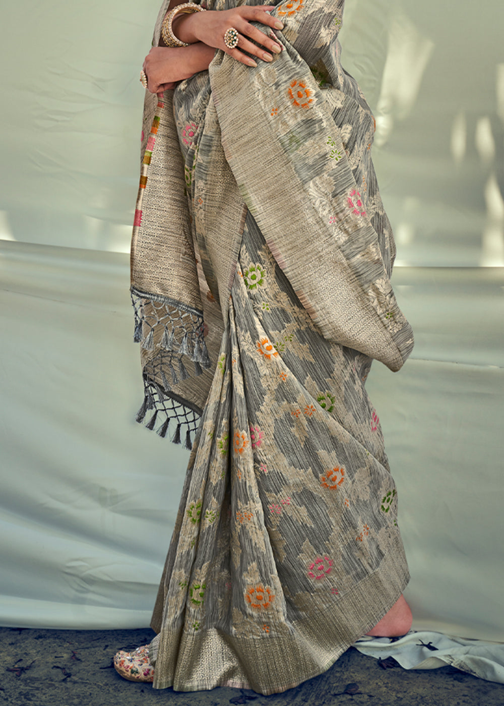 Buy MySilkLove Grey Olive Zari Woven Banarasi Linen Saree Online