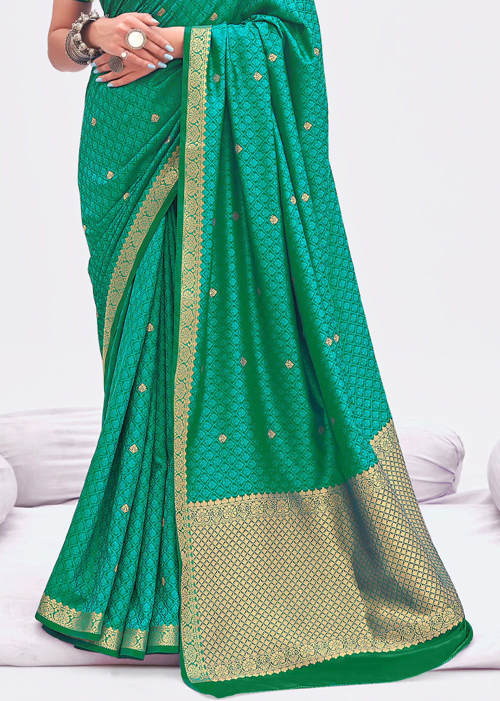 Buy MySilkLove Fountain Green Zari Woven Banarasi Saree Online