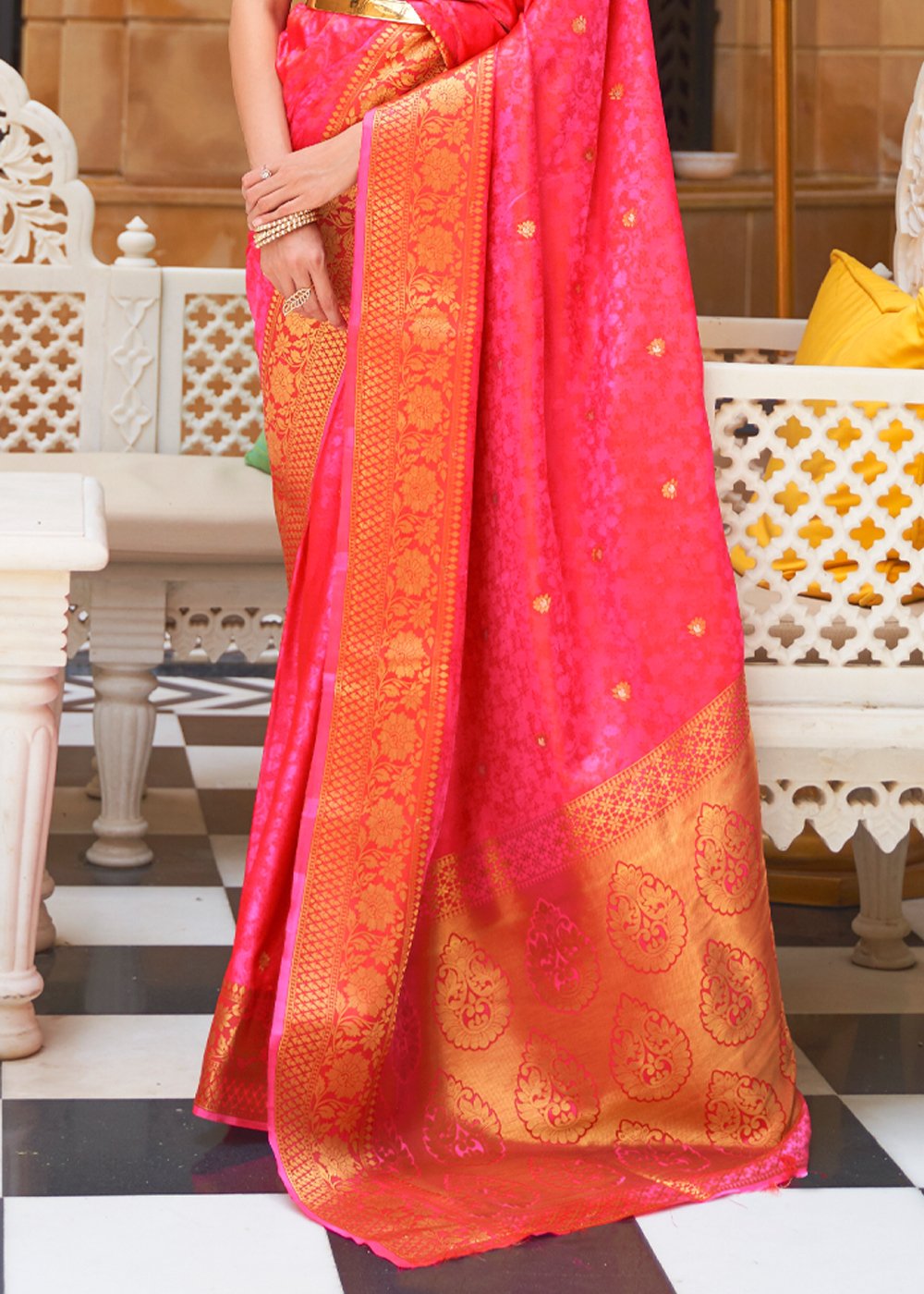 Buy MySilkLove Carnation Pink Zari Woven Kanjivaram Saree Online