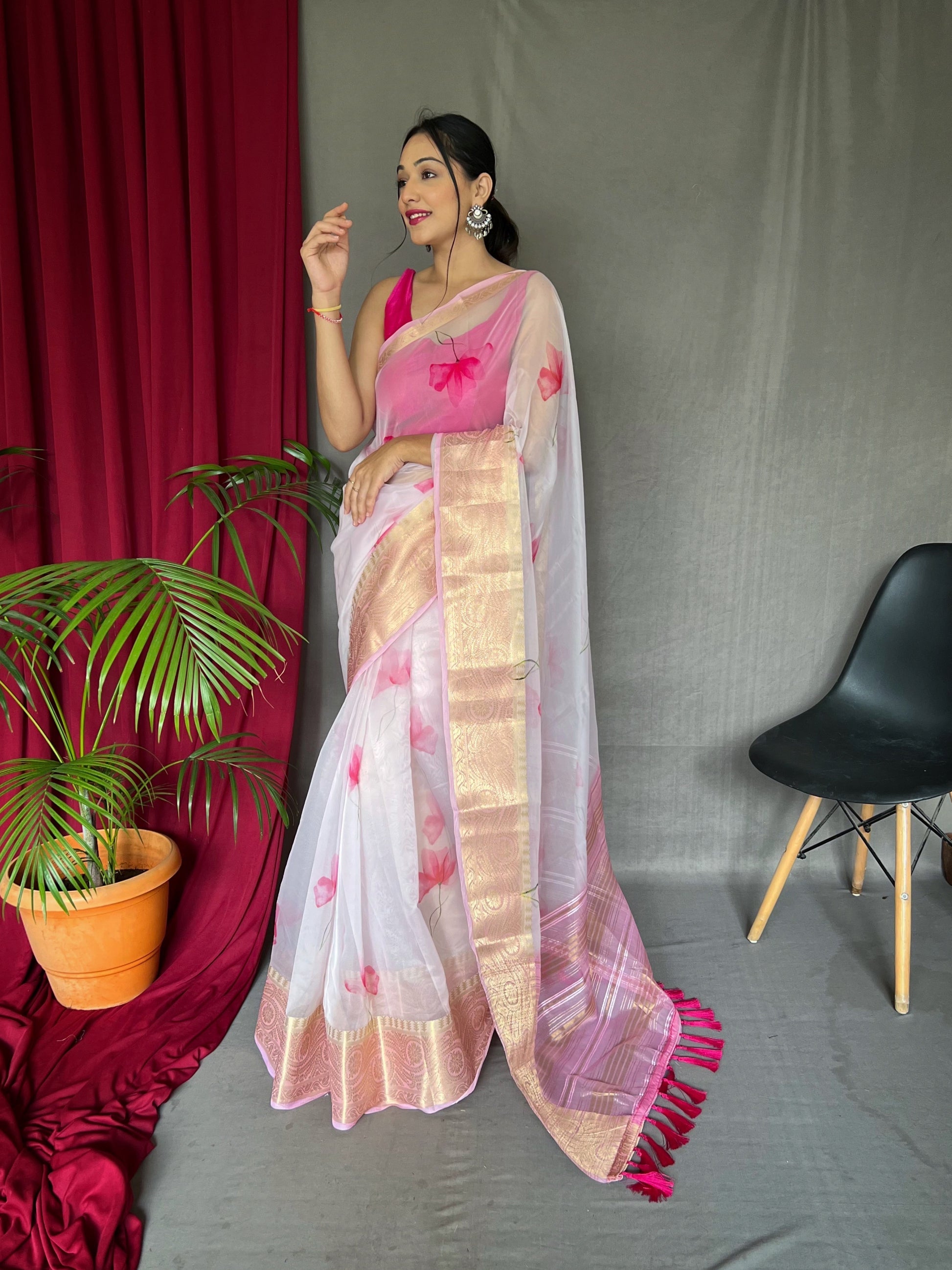 Buy MySilkLove Lily Pink Organza Digital Floral Printed Saree Online