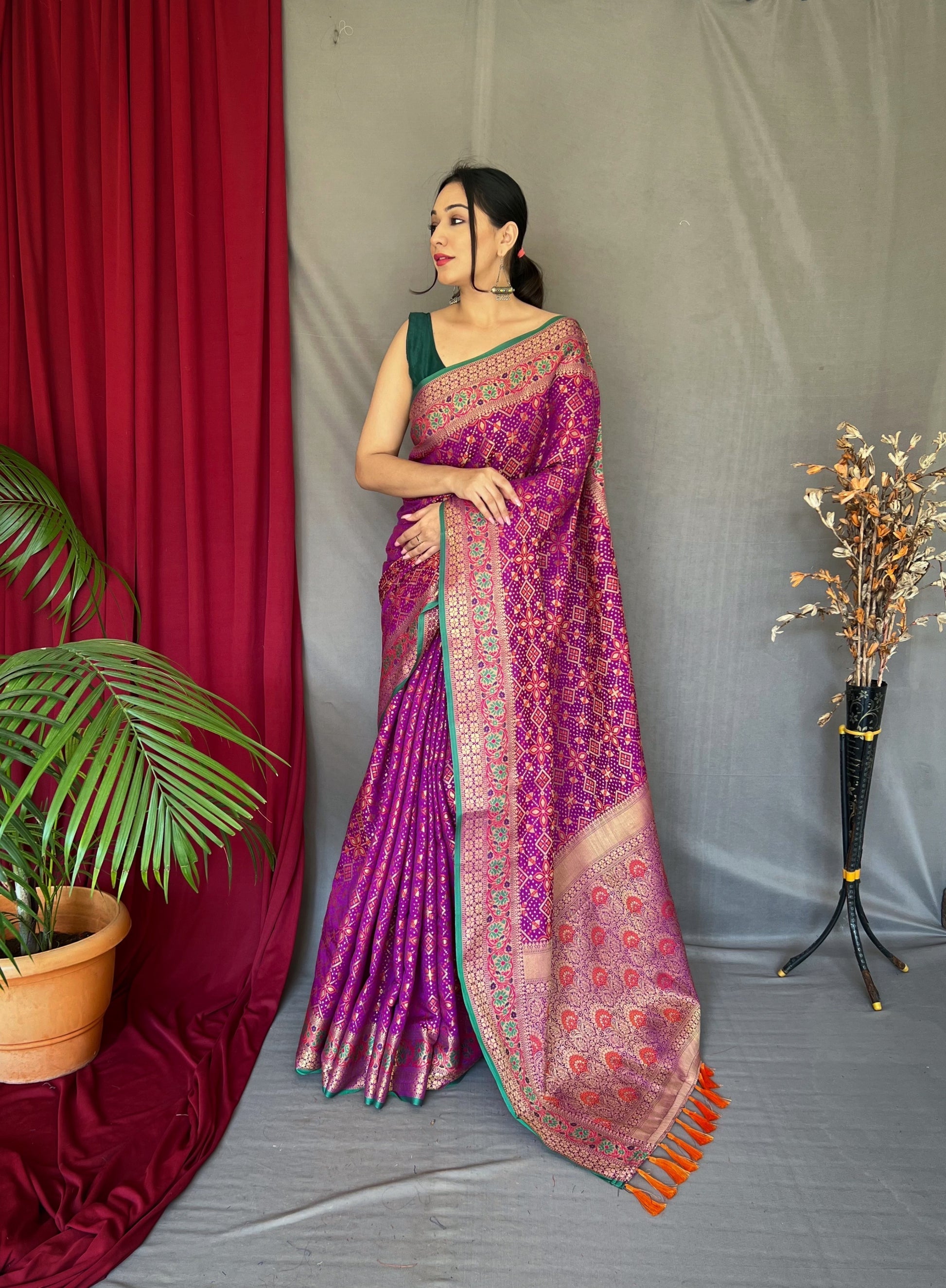 Buy MySilkLove Royal Heath Purple Woven Bandhej Patola Silk Saree Online