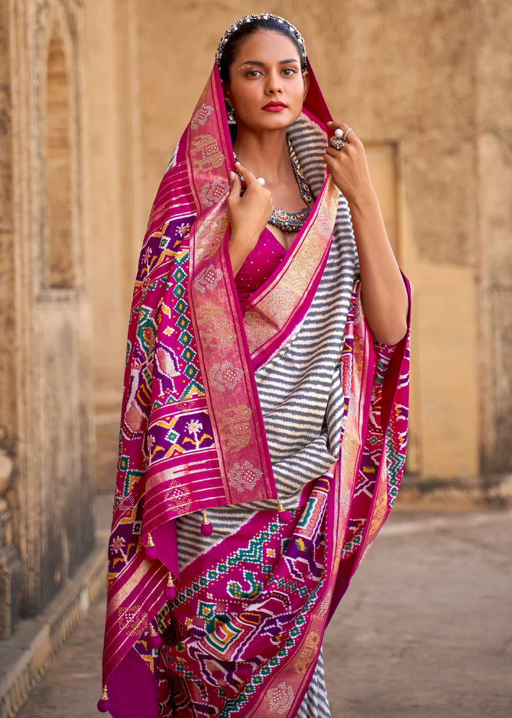 Buy MySilkLove Mulberry White and Pink Zari Woven Patola Saree Online