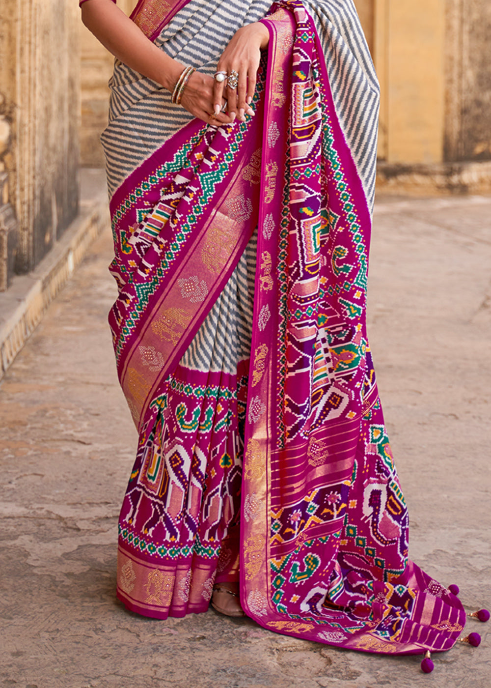 Buy MySilkLove Mulberry White and Pink Zari Woven Patola Saree Online