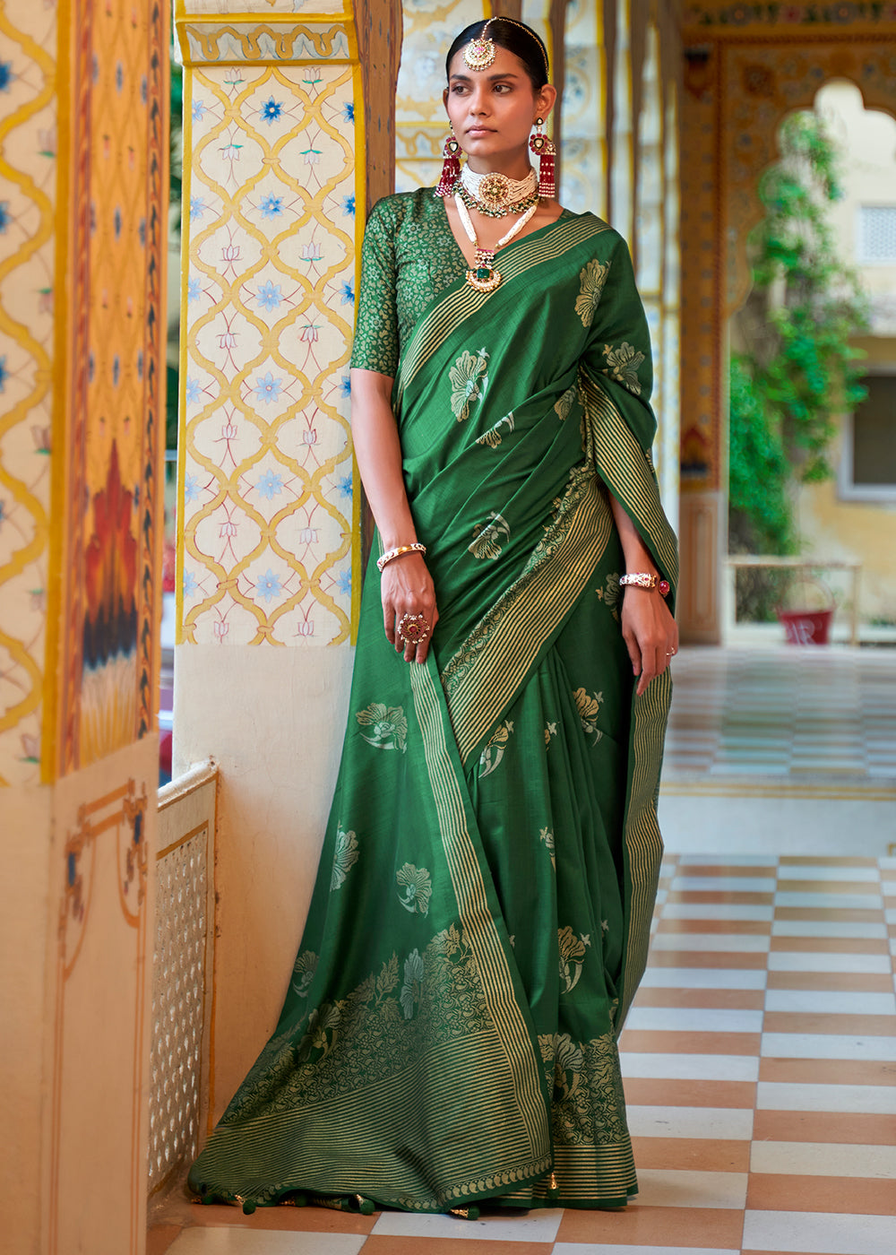 Buy MySilkLove Leather Green Zari Woven Banarasi Saree Online