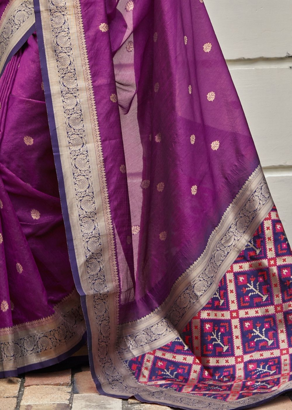 Buy MySilkLove Cannon Purple Zari Woven Banarasi Saree Online