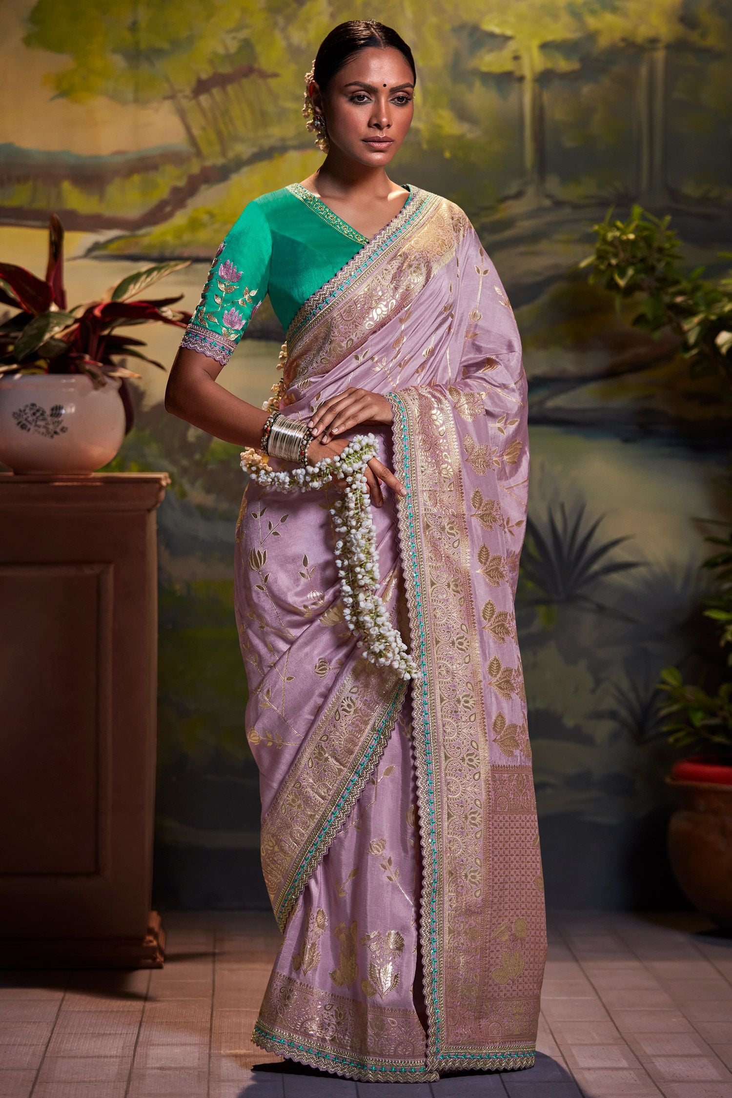 Buy MySilkLove Lilac Purple Banarasi Silk Floral Woven Saree Online